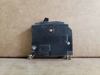 Used SQUARE D QOB120 Switchgears British Columbia CA | Lenmark #1438683