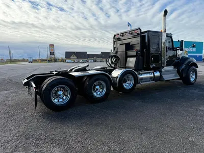 2024 KENWORTH W990 Float Tractor | Title Equipment & Recreation Inc. (3)