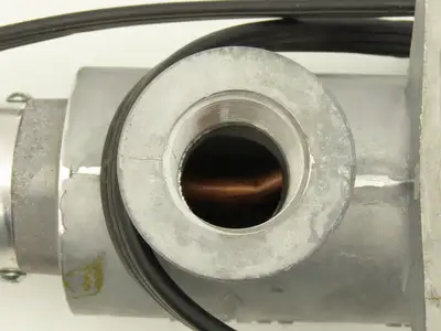 Fleetguard 259283 Coolant Heater 2240W 120V 1"NPT Inlet/Outlet Mounting Hardware