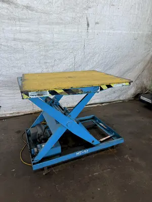 3,000 LB X 36" X 36" SOUTHWARK LIFT TABLE. STOCK # 0894824.