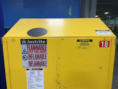 Used JUSTRITE 894520 Cabinets Ohio US | HGR 24 #1456074