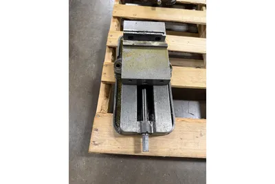 Used _UNKNOWN_ _UNKNOWN_ Vises Utah US | KD Auctions #1549185