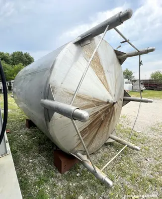 Used Crepaco 3500-Gallon Stainless Steel Tank – Vertical for Sale