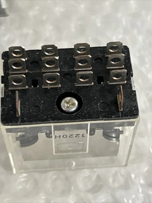 NEW Omron TYPE LY4