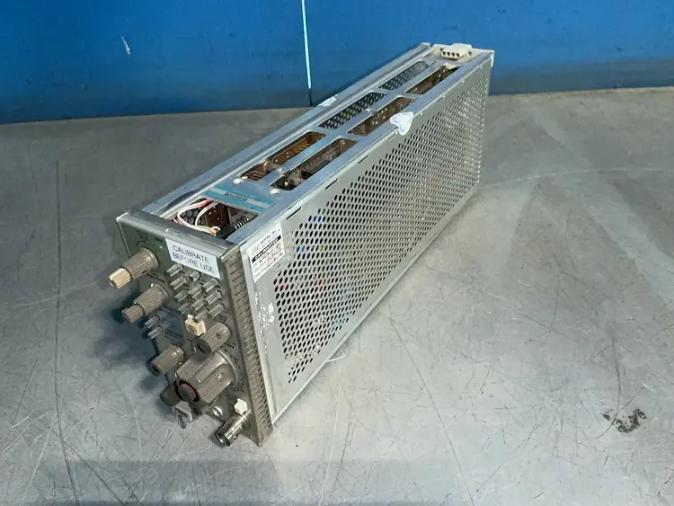 Used TEKTRONIX 7B85 Oscilloscope Accessories Ohio US | HGR 24 #1463422
