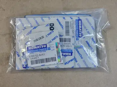 NEW KOMATSU 6164-62-8241