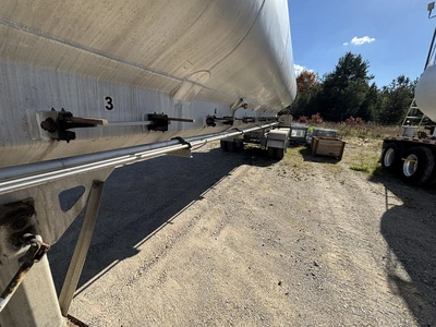 Used 2014 HENSLEY BULK FEED TRAILER Agricultural Trailers Michigan US | Miedema Asset Management Group #1709530