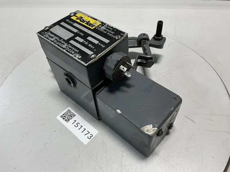 Used PARKER D3ML4BN10X4750 Valves/Fittings Michigan US | Ideal Machinery #689553