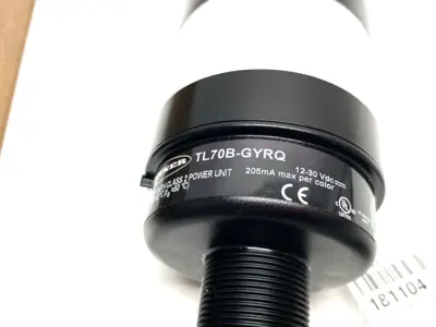 USED BANNER ENGINEERING 70MM BASIC TOWER LIGHT, 3-COLOR INDICATOR, BLACK HOUSE 814501