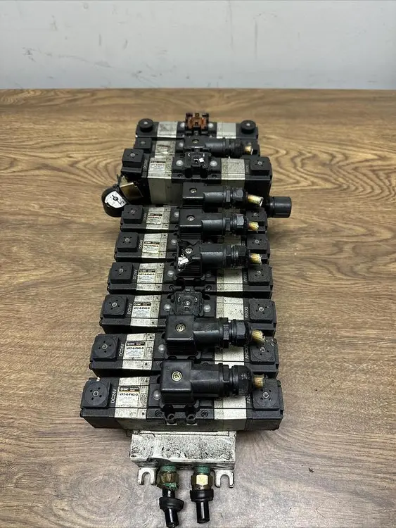Used SMC VP7-6-FG-D Pump & Valve Parts Ohio US | Surplus Asset Holdings #1235251