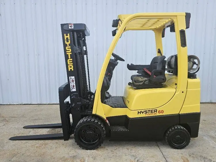 Used 2015 HYSTER S60FT Misc Forklifts Illinois US | Somerset Equipment Sales #1543022