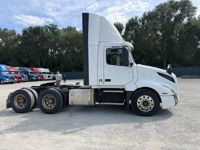 Used 2020 VOLVO VNL Conventional trucks Indiana US | Miedema Asset Management Group #1414624