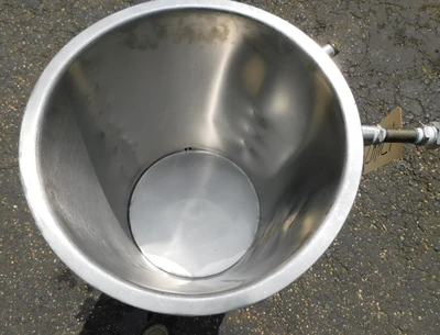 USED 15 GALLON TANK 50 GALLON