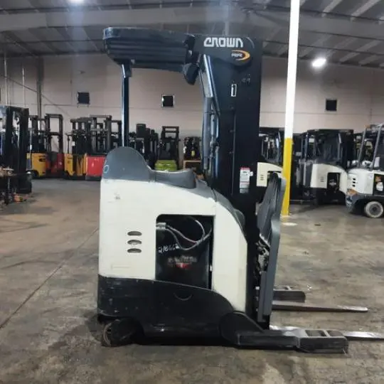 USED 2016 CROWN RR5725-45