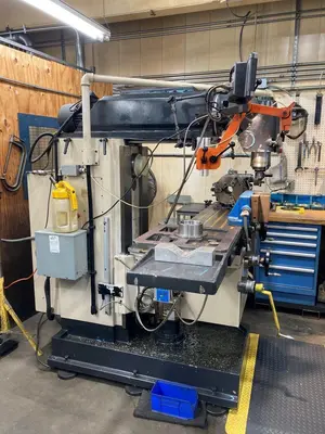2007 SUMMIT 3UH-POA-Q Universal Milling Machine