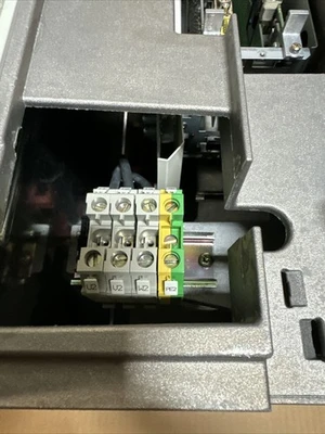 NEW Siemens 6SE7022-6TC71-Z