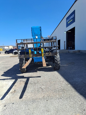 USED 2016 Genie GTH-844