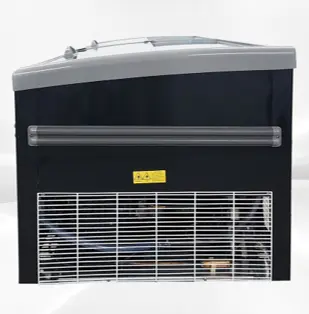 171-0626 82.7 Inch Self Contained Freezer