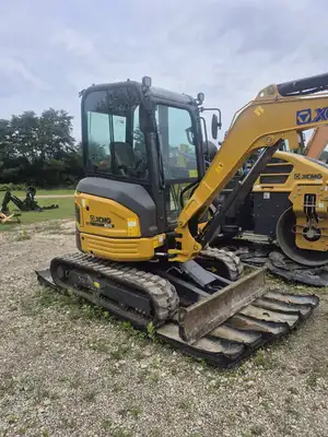 2025 XCMG XE27U Mini Excavator | Iron Listing (3)