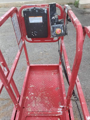 USED 2023 MEC 1330SE