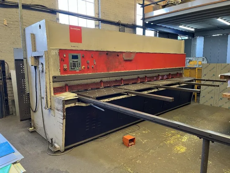 Used BYSTRONIC VR 6.5-41 Sheet Metal Shears GB | Zebra Worldwide Machinery #1146224