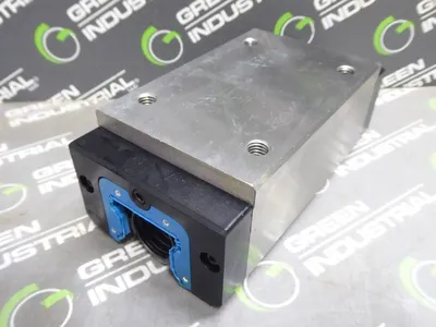 Rexroth Star 1624-314-10 Runner Block/Roller Rail New NIB