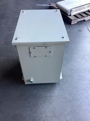 Drie Stand Alone 3 Phase Transformer; Type 8001 3000 84 -NOS