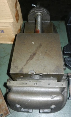 VISE 6" BRIDGEPORT