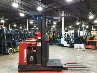 USED 2020 RAYMOND 550-OPC30TT