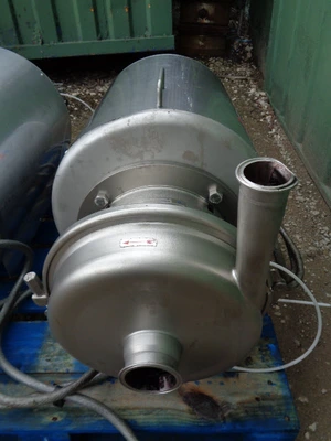 980LPM  APV Centrifugal Pumps W+ 80/80 380-215