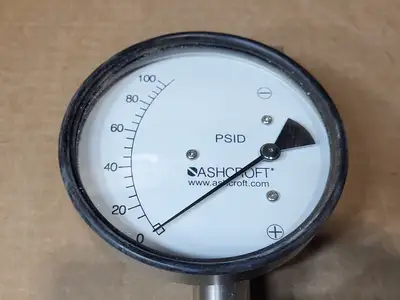 NEW ASHCROFT 45-1131SD-25L-XEKV6-100PSI