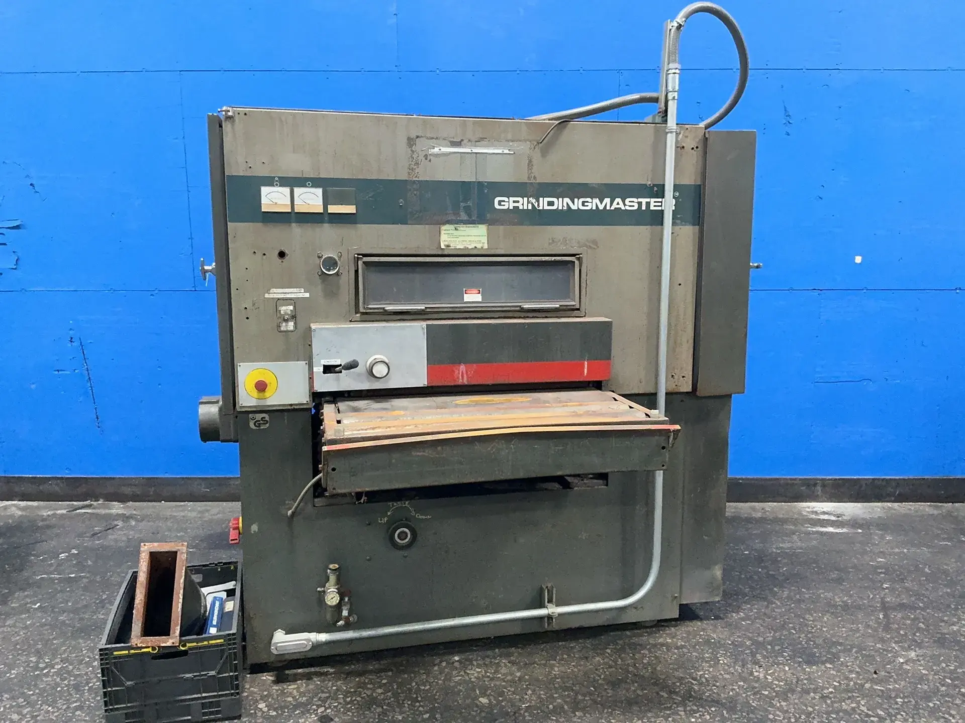 Used MACHINEFABRIEK AVD LINDEN B.V. MCSBB900 Wide Belt Sanders Ohio US | HGR 24 #1301660