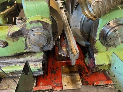 LIDKÖPING  Centerless Grinders, in good working condition, POA