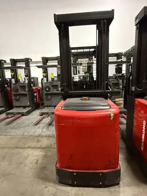 RAYMOND 550-OPC30TT Forklifts | ListingHippo (3)