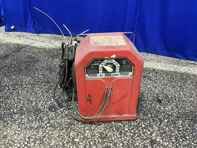 Used LINCOLN ELECTRIC AC2255 ARC WELDER Welding Machinery (Other) Ohio US | HGR 24 #1311025