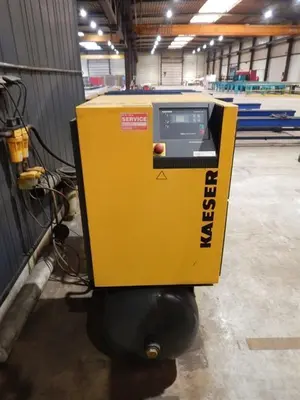 USED KAESER SX4 + DRYER SCREWCOMPRESSOR