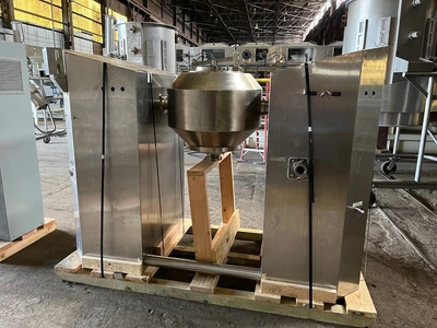 Used _UNKNOWN_ _UNKNOWN_ Double Cone - V Rotary Vacuum Dryers Ohio US | Federal Equipment Company #1553233