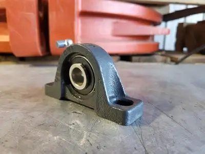 USED PEER UCP204-12