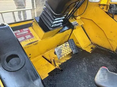 USED 2018 LOAD LIFTER 2412-8D