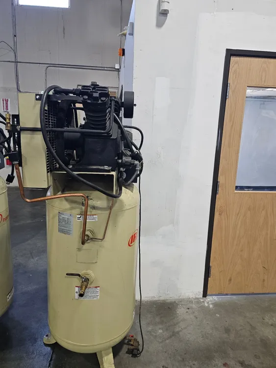 Used INGERSOLL RAND 2475N5-P Air Compressors (Misc) California US | Machinery Resources International 4 #129111
