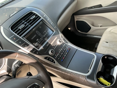 USED 2016 LINCOLN MKX