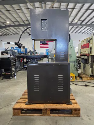 N/A 18" Vertical Band Saw Vertical Band Saws | GMT (9)