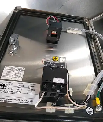 Eriez N4X UN-115-6A-FW Vibratory Feeder Control Loc4D