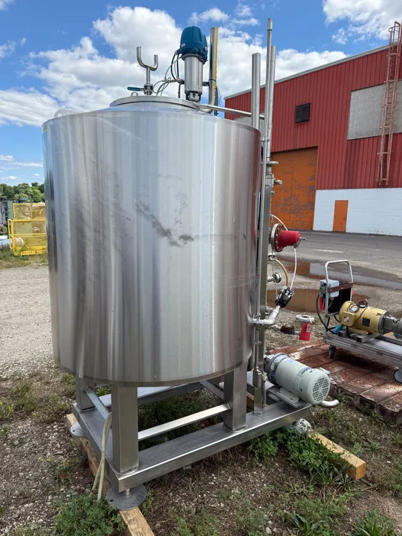 Used METALCRAFT 375 Gallon Stainless Steel Tanks New Jersey US | Perry Equipment #1261643
