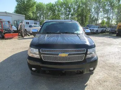 Used 2014 CHEVROLET SUBURBAN LTZ SUVs Manitoba CA | Conquest Truck & Auto Sales #1421373