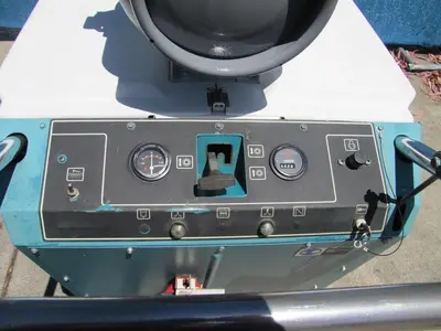 Used TENNANT 186 Sweepers California US | Bay Line Tool #1335426