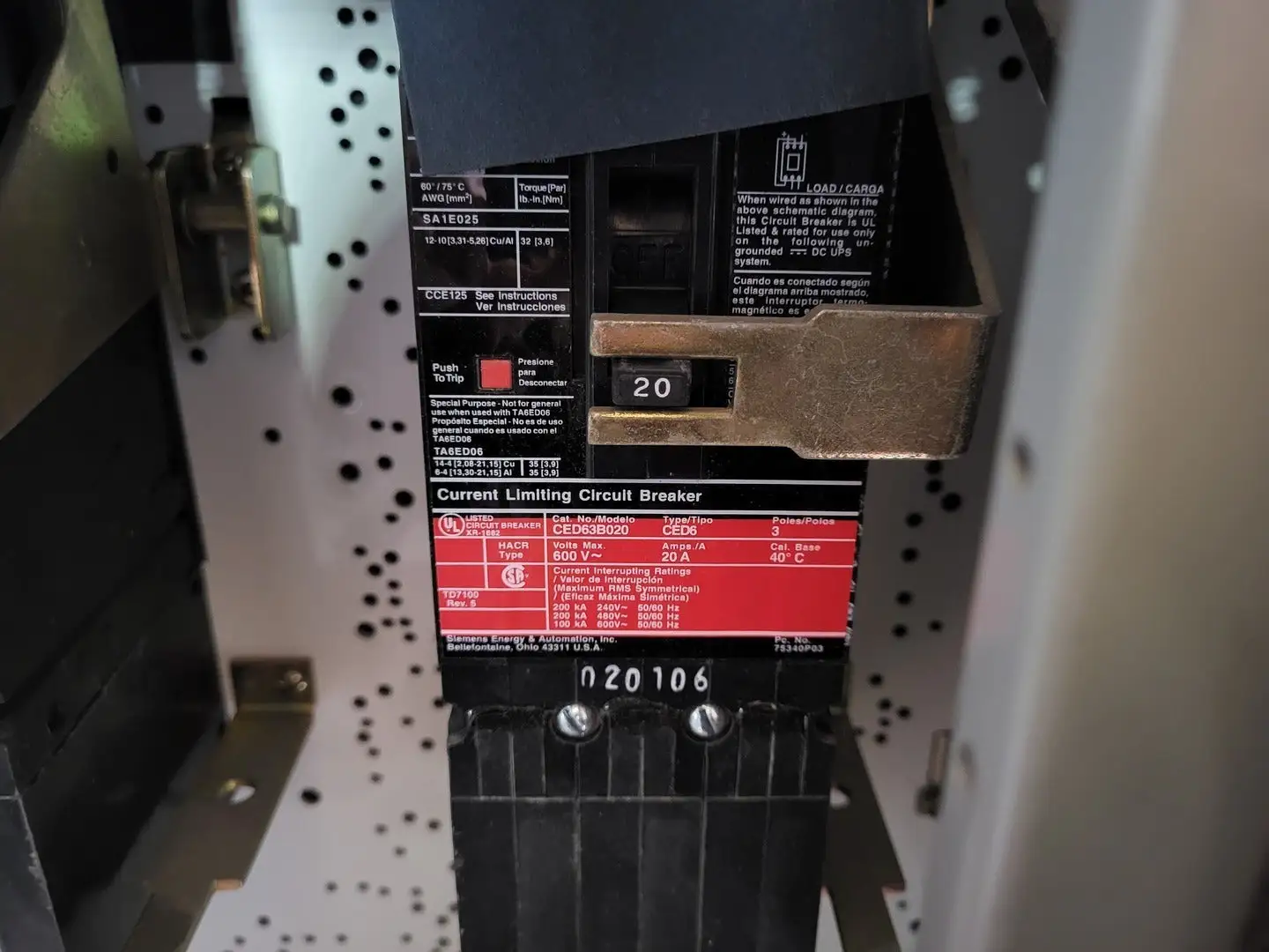 Used SIEMENS CED63B020 Circuit Breakers British Columbia CA | Lenmark #249006