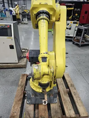 USED 2002 FANUC M-710IB/45