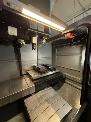 USED 2022 HURCO VM10I