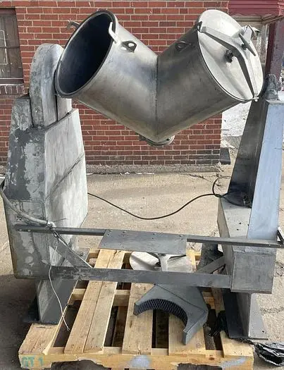 Patterson Kelley Twin Shell Blender Approx. 5 Cu. Ft. Cap. Stainless Steel Construction